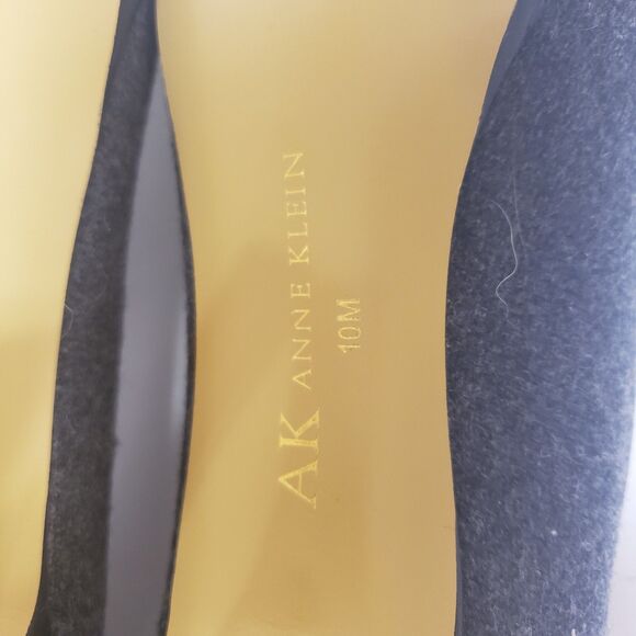 Anne Klein Women’s Two-Tone Grey Penny Loafer High Heels Size 10M Pre-Owned Good - Picture 12 of 15